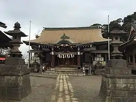 人見神社　拝殿