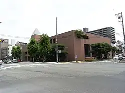 東区図書館