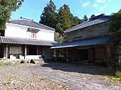 益子参考館の２号館（右側）と３号館（左側）