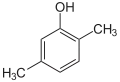 2,5-ジメチルフェノール  CAS RN [95-87-4]   融点 25.4-26 °C  沸点 211.5 °C