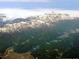 大町市上空より後立山連峰と仁科三湖