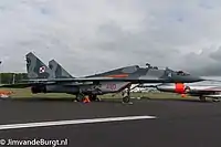 ポーランド空軍のMiG-29UB（9.51）