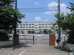 Adachi iriya junior high school