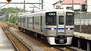 愛知環状鉄道線の2000系電車（2015年5月4日 末野原駅）