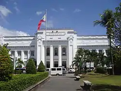 マロロス市にあるブラカン州議会議事堂、1930年創建