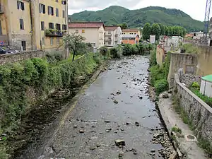 カステルヌオーヴォ・ディ・ガルファニャーナの風景