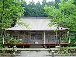 隣接する長瀧寺の大講堂