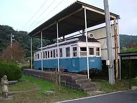 西伯小学校にて保存されている法勝寺鉄道デハ203