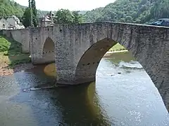 ゴシック建築の橋