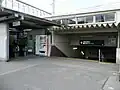 藤森駅北改札口及び自由通路