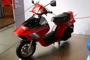 ホンダ・ビート 世界初水冷2サイクル50ccスクーター