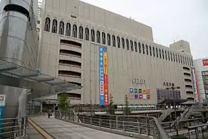 セレオ八王子北館