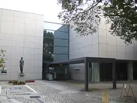 浜松市立中央図書館