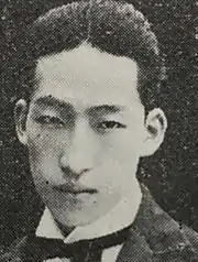 岡崎 晴夫