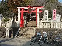 日尾八幡神社正面