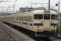 C18編成 瀬戸内色クハ115-556AU13形分散式冷房装置6基搭載車