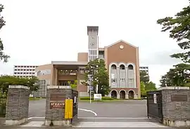 機構が所在する一橋大学小平国際キャンパス