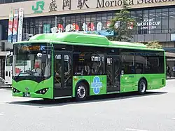 中国BYD製の電気バス「Big Green」（盛岡駅東口にて）