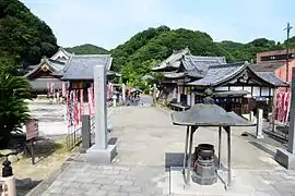 岩屋寺境内