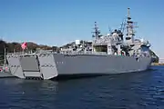 艦尾の門扉