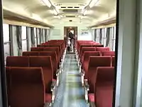 普通車側車内