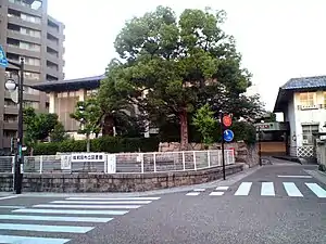 岸和田市立図書館 本館岸和田市岸城町1-18