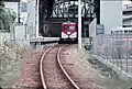 児島駅に停車中の赤いクレパス号（1990年）