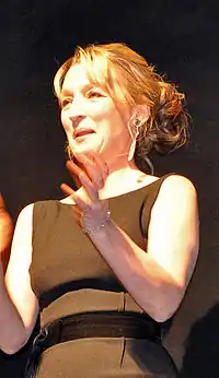 レスリー・マンヴィルLesley Manville