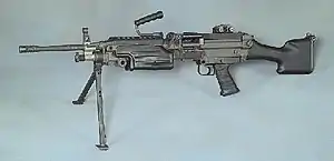 M249軽機関銃