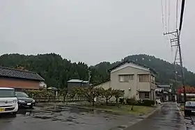 麓からみた槇山城