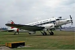 コンロイ トライ・ターボ3ダグラス DC-3の改造機。