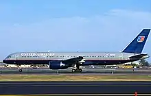 ユナイテッド航空のボーイング757-200（N591UA）