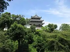 再建された本丸丑寅櫓