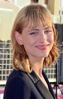 Nora Arnezeder