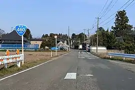 集落内を走る国道460号（2020年4月）