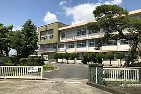 佐賀市立鍋島小学校