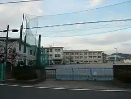 鷺山小学校