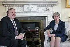 イギリスのテリーザ・メイ首相と（2019年5月8日）