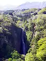 久住連山と雄滝