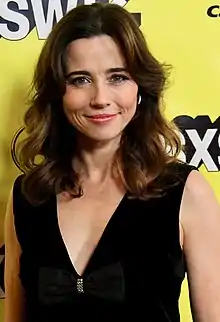 Linda Cardellini