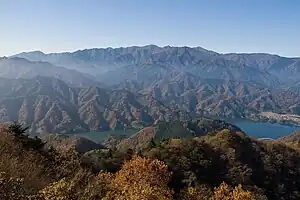 仏果山から見た東丹沢の山々