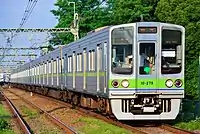 10-000形8次車（2017年6月16日 京王よみうりランド駅）