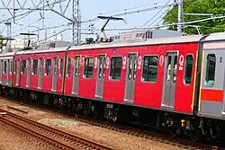 4112編成中の4412・4512（2023年4月 田園調布駅 - 多摩川駅間）