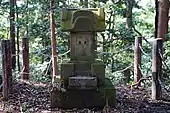 高峯神社の石祠