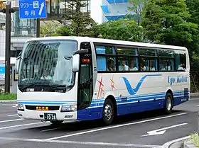 「グリーンライナー号」の車両三菱ふそう・エアロエース仙台駅東口にて