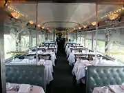 「カナディアン」の食堂車内部（2005年）