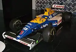 展示されるウィリアムズ・FW14B