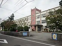 富山市立柳町小学校