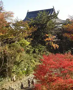 善峯寺山門